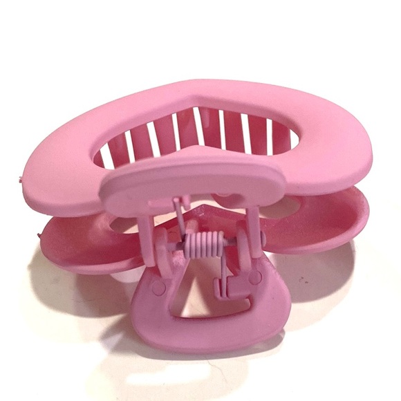 Heart Shaped Matte Jaw Hair Clip Scrunchie Set Pink - Picture 4 of 5